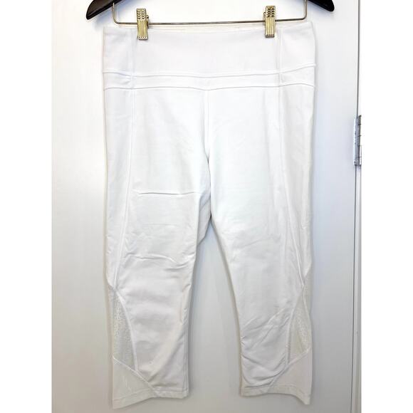 Lululemon Twist & Train Crop (19"). Size 10 EUC. White - Picture 2 of 6